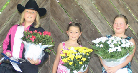 Picture left to right: Ages 6-9: 1st: Amy Van Klaveren-Petrolia; 2nd: Emma Wright-Meaford; 3rd: Summer Ellis-Essex WI2011Winners_Age Grp 6-9